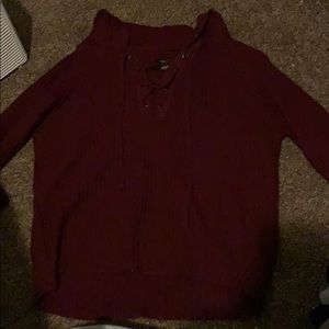 Burgundy sweater cross front with hood